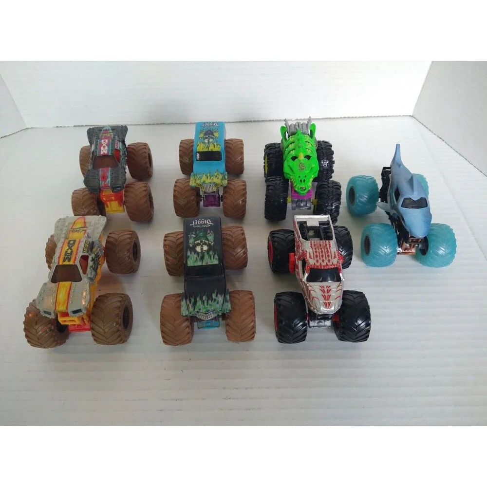 Lot of 7 Hot Wheels Monster Jam Trucks